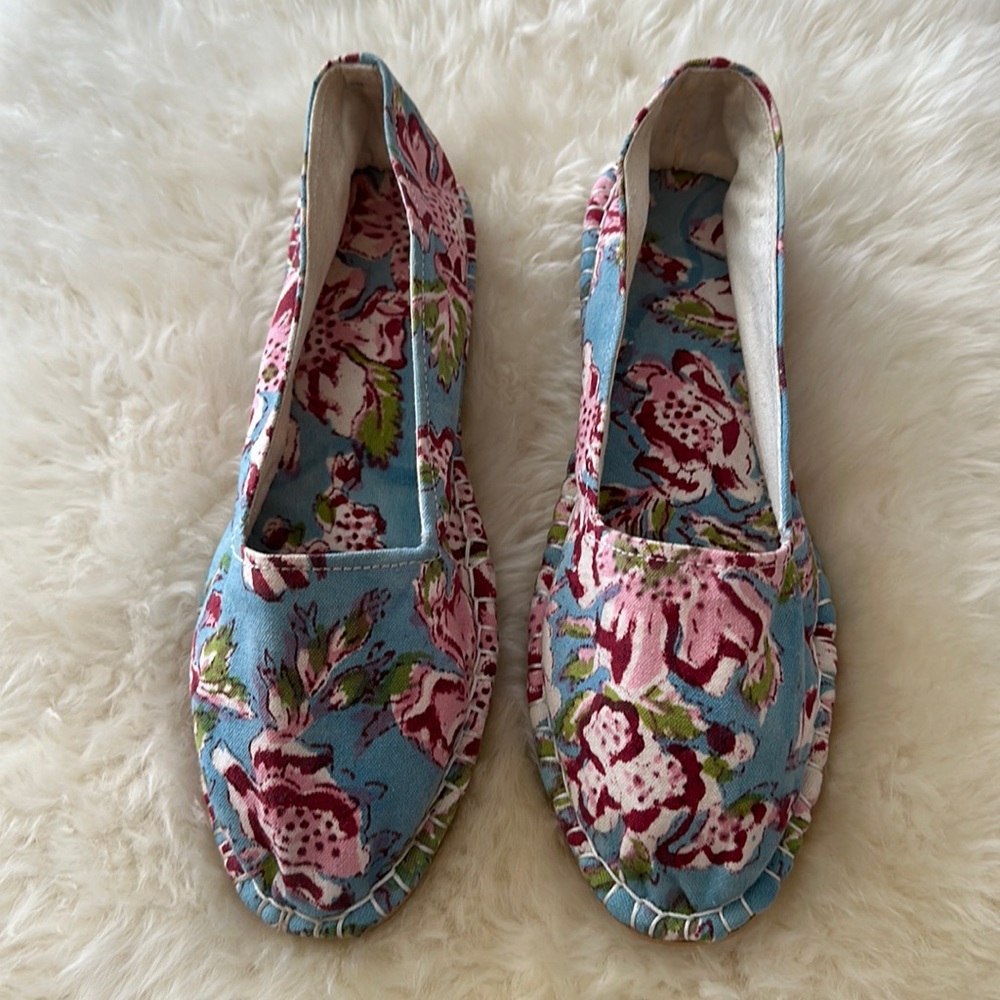 Made-in-Spain Espadrilles. Size 9.